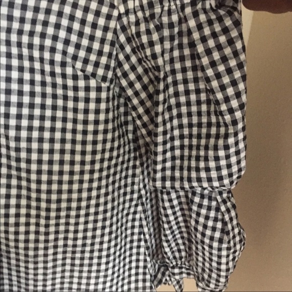 Gingham cold shoulder top - Picture 3 of 7